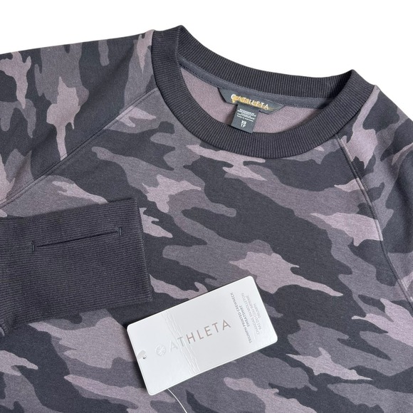 NEW Athleta Womens XS Gray Camo Triumph Printed Crewneck Sweatshirt 983062 - Picture 1 of 6